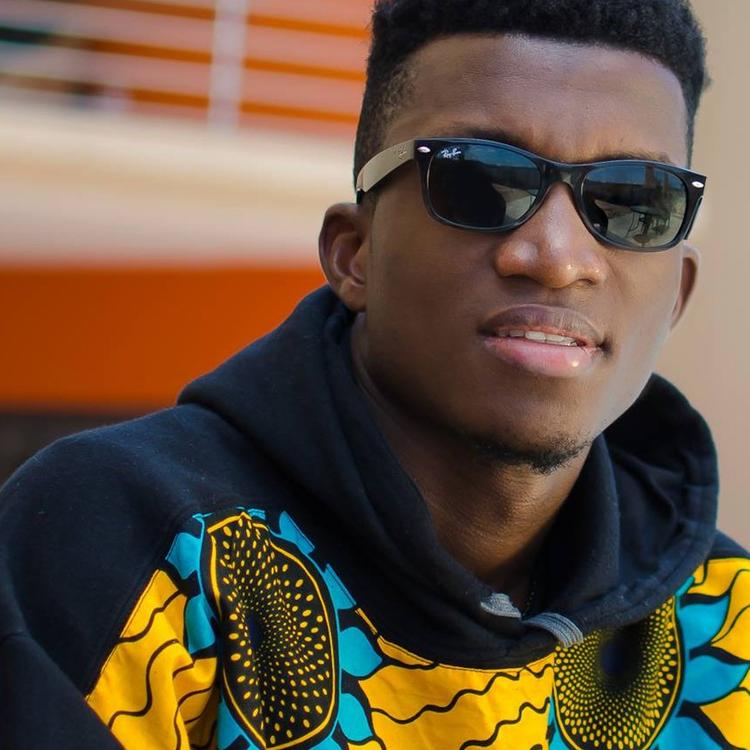 Kofi Kinaata Official TikTok Music - List Of Songs And Albums By Kofi ...