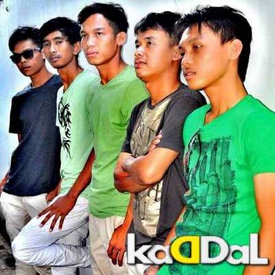 Cinta Tak Direstui By Kadal Band's cover