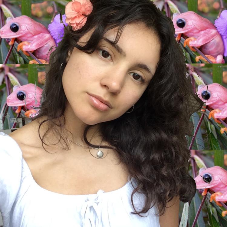 Liana Flores's avatar image