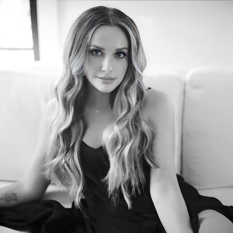 Carly Pearce's avatar image