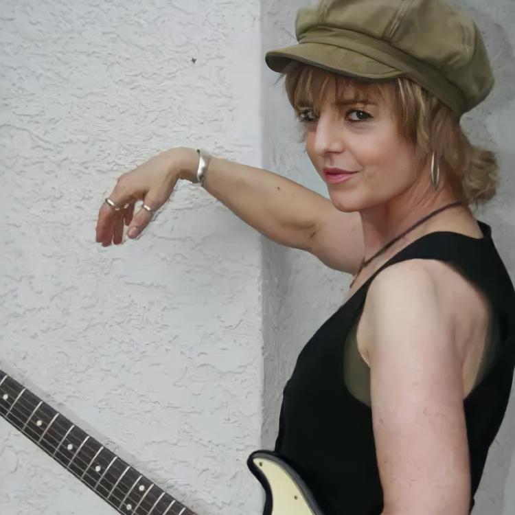 Debbie Davies's avatar image