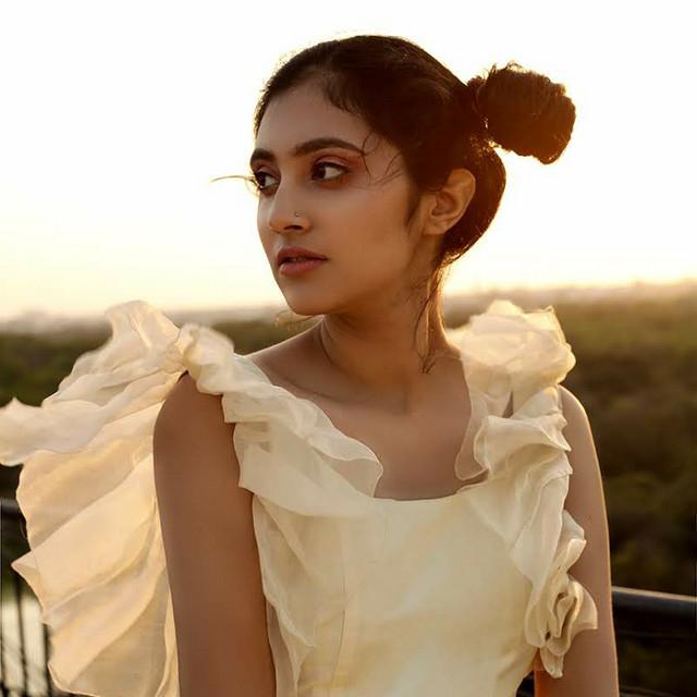 Suhasini's avatar image