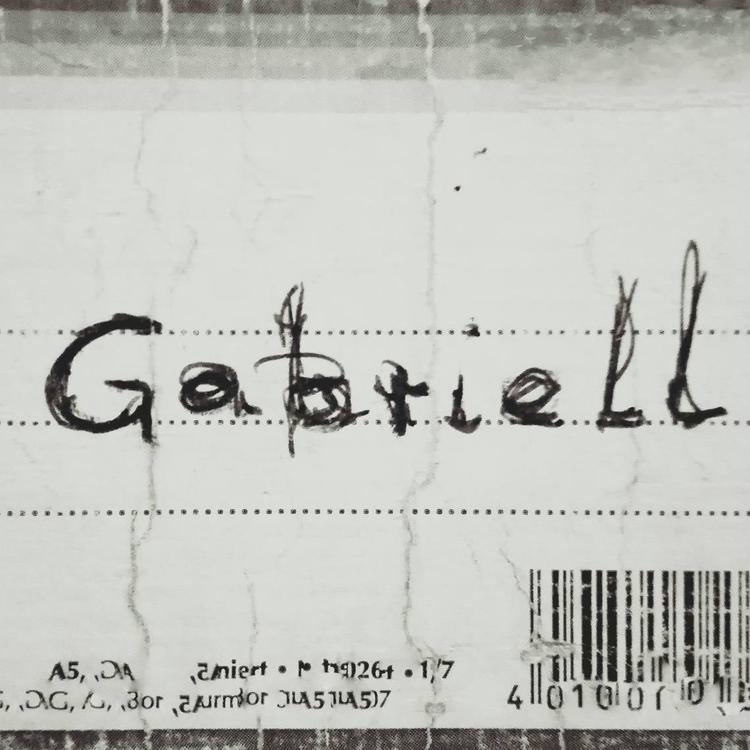 Gabriell's avatar image