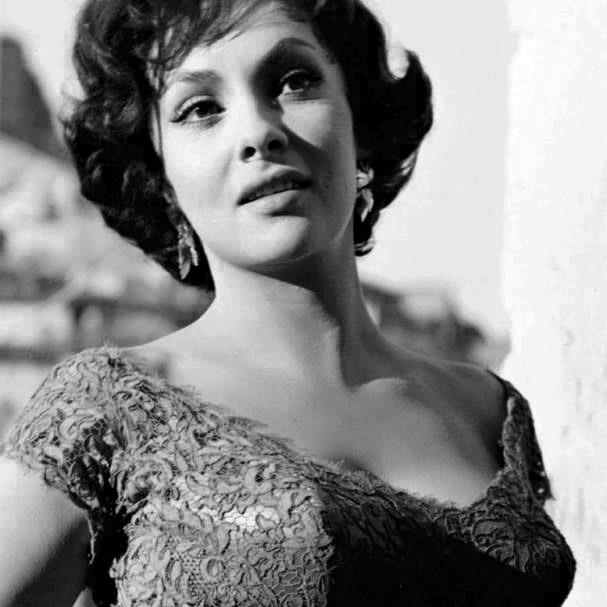 Gina Lollobrigida's avatar image