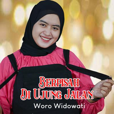 Berpisah Di Ujung Jalan By Woro Widowati's cover
