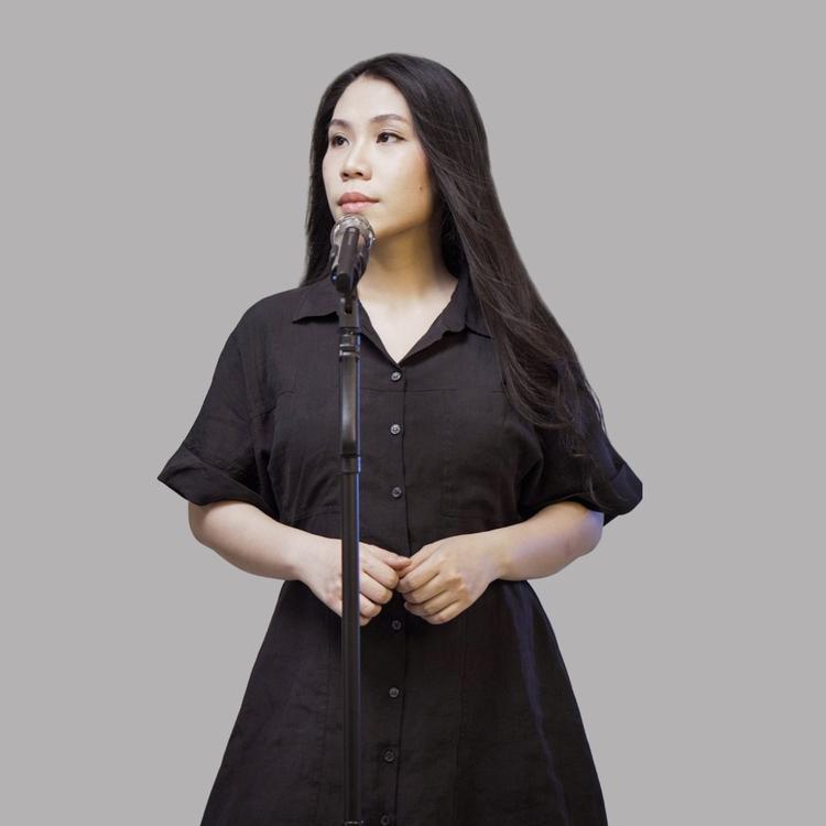 Clarisa Dewi's avatar image