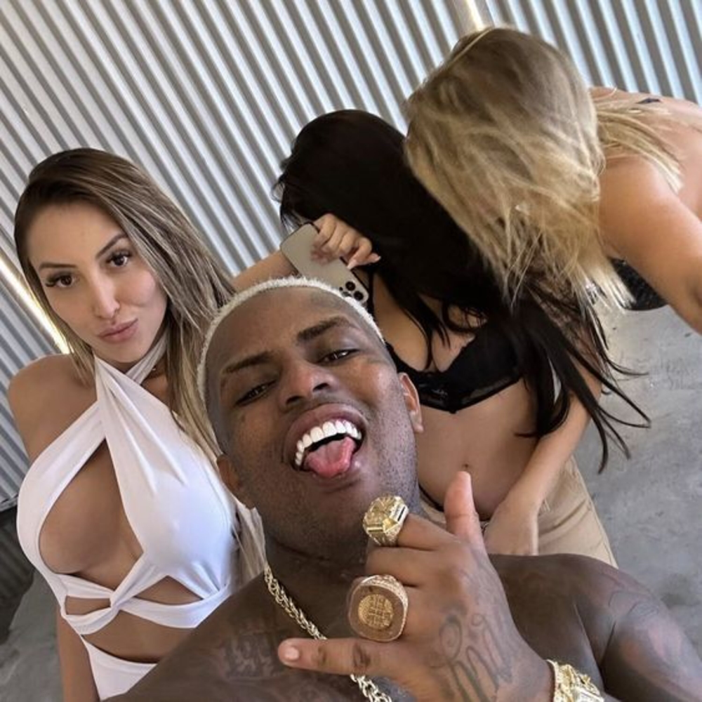 MEGA PROIBIDA Official TikTok Music | album by DJ GEO BHZ - Listening To  All 1 Musics On TikTok Music