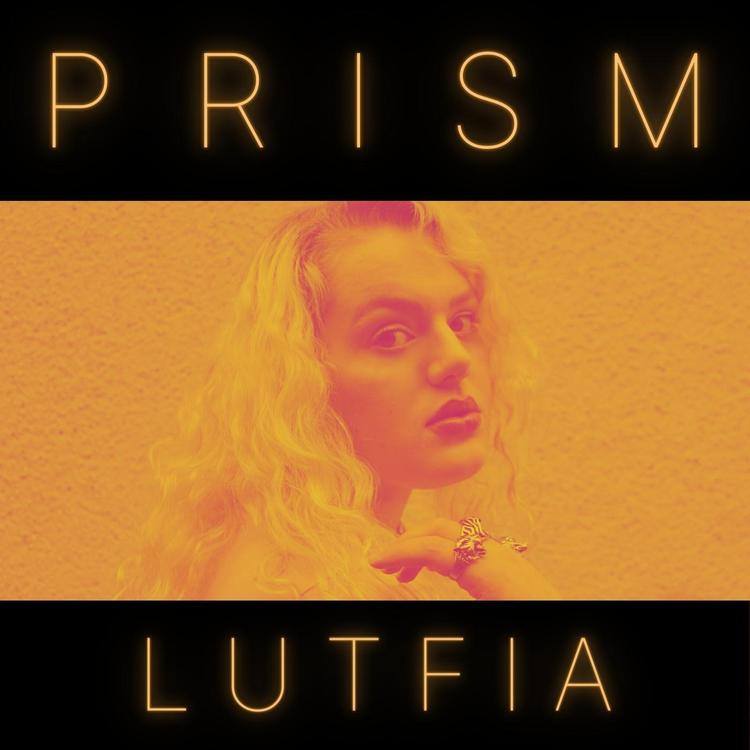 Lutfia's avatar image