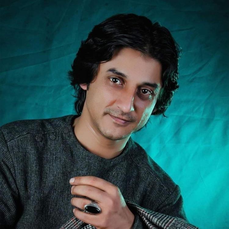 Sharafat Parwani's avatar image