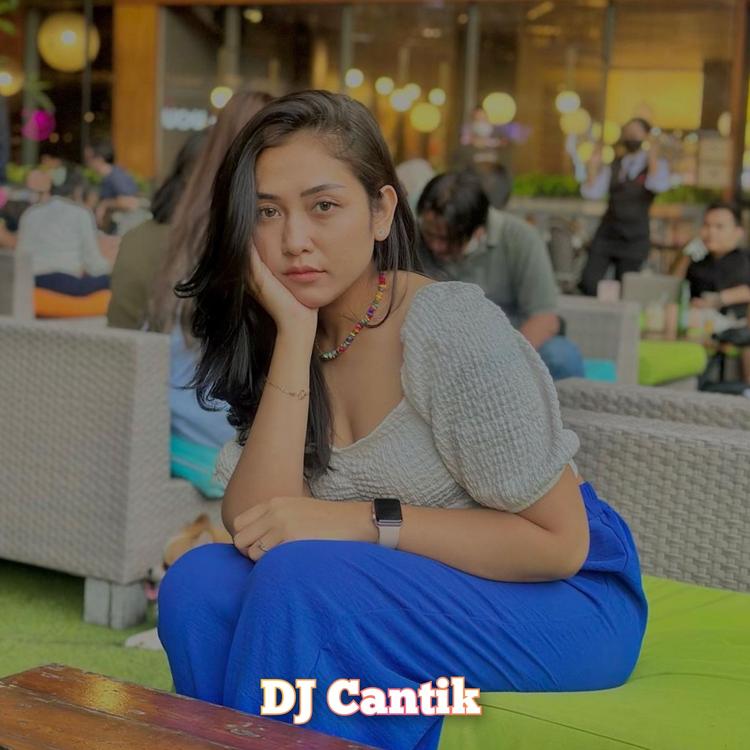 DJ Cantik's avatar image