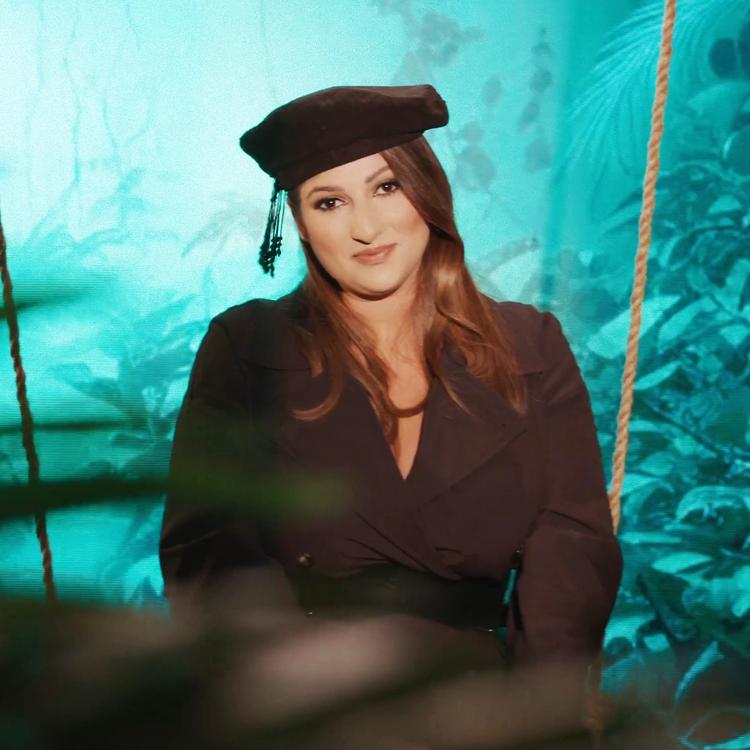 Cristina Stroe's avatar image