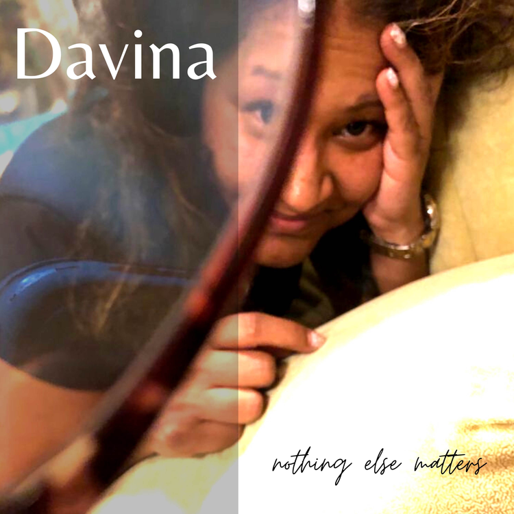 Davina's avatar image