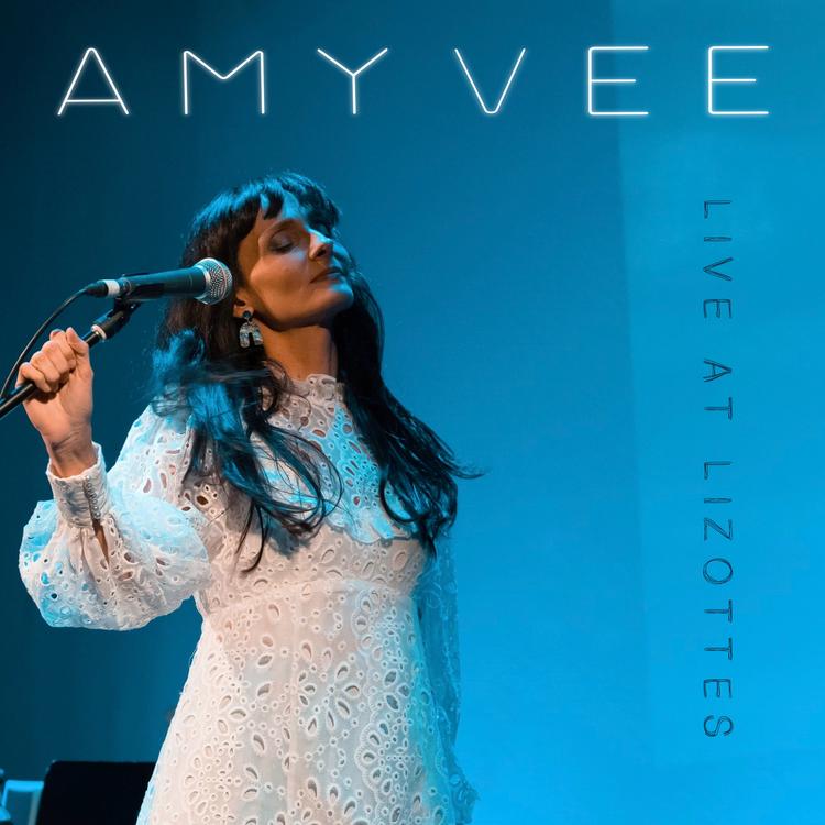 Amy Vee's avatar image