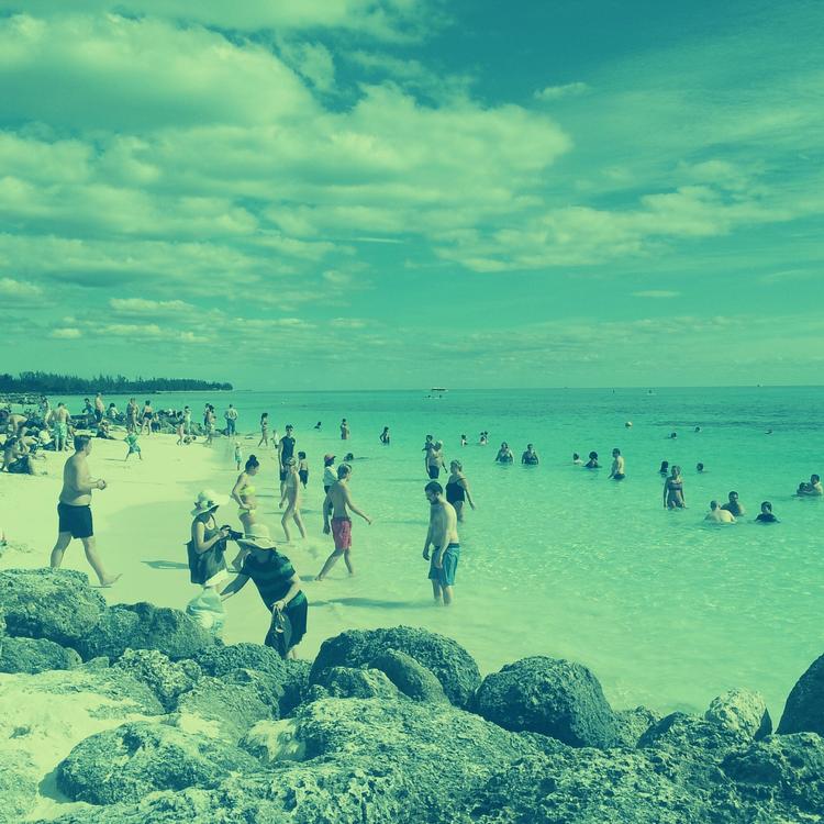 Luxurious Relaxing Beach Music's avatar image