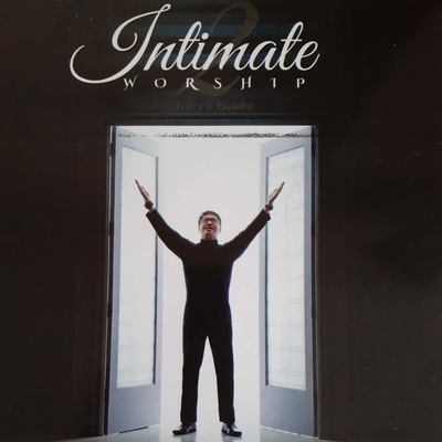 Intimate Worship 2's cover