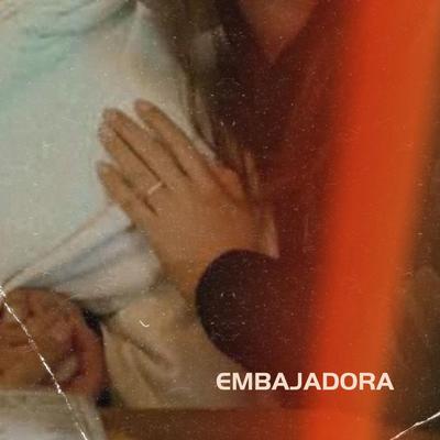 Embajadora's cover