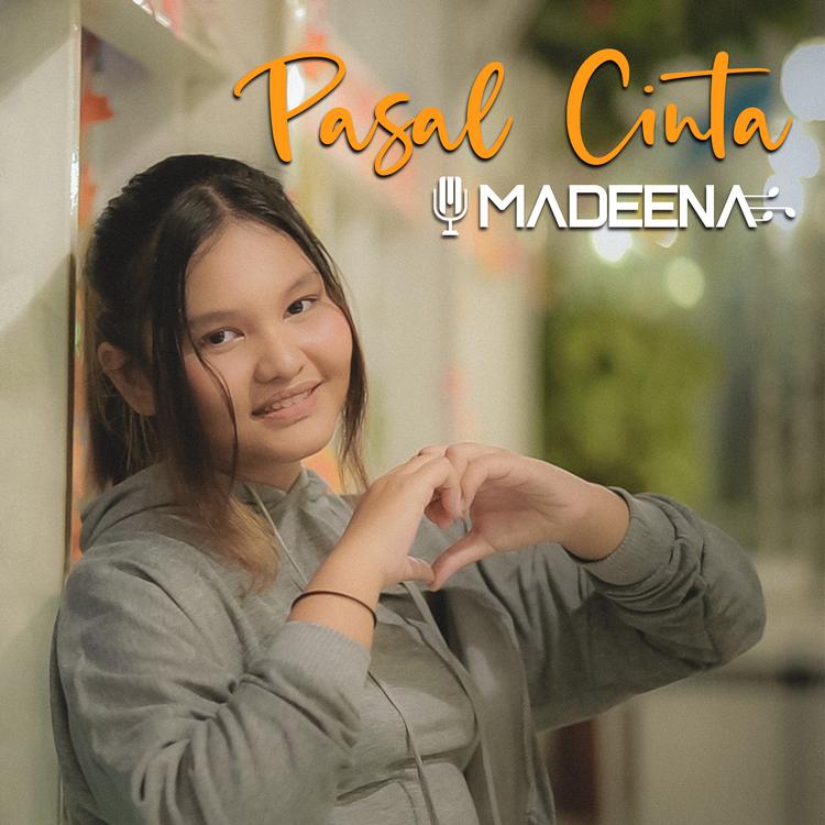 MADEEnA's avatar image