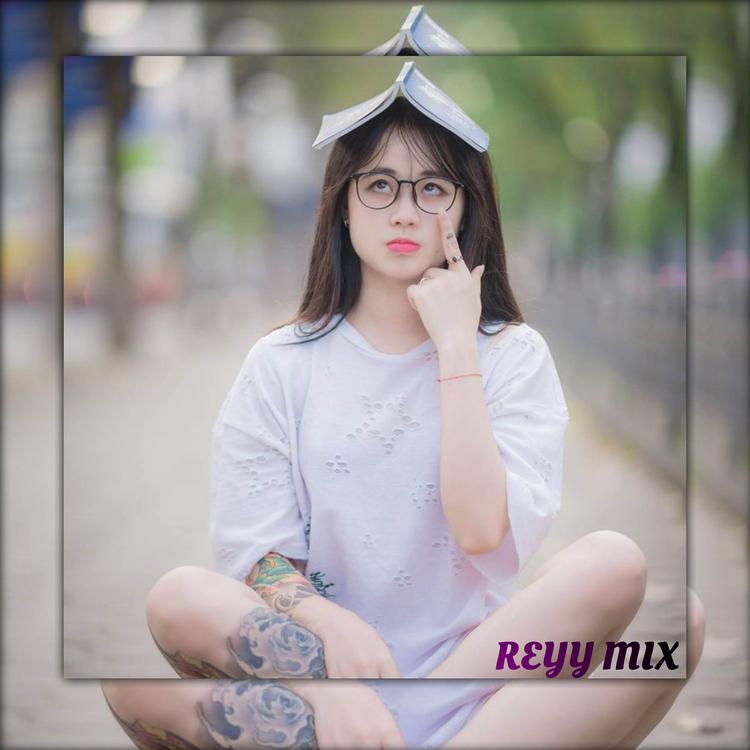 REYY MIX's avatar image