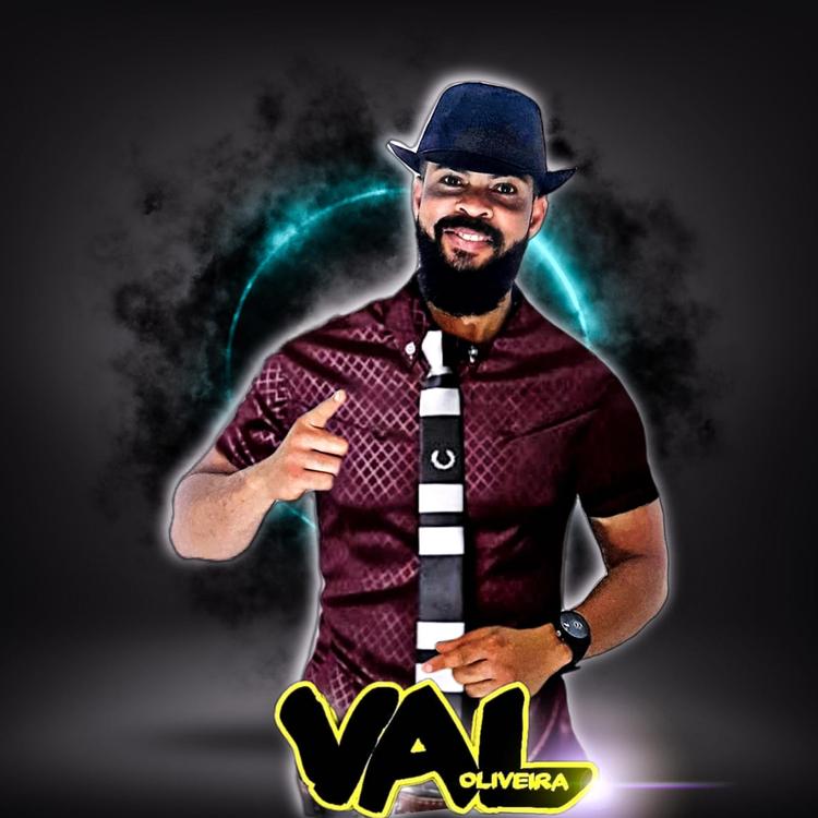 Val Oliveira's avatar image