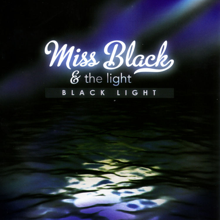 Miss Black & the Light's avatar image