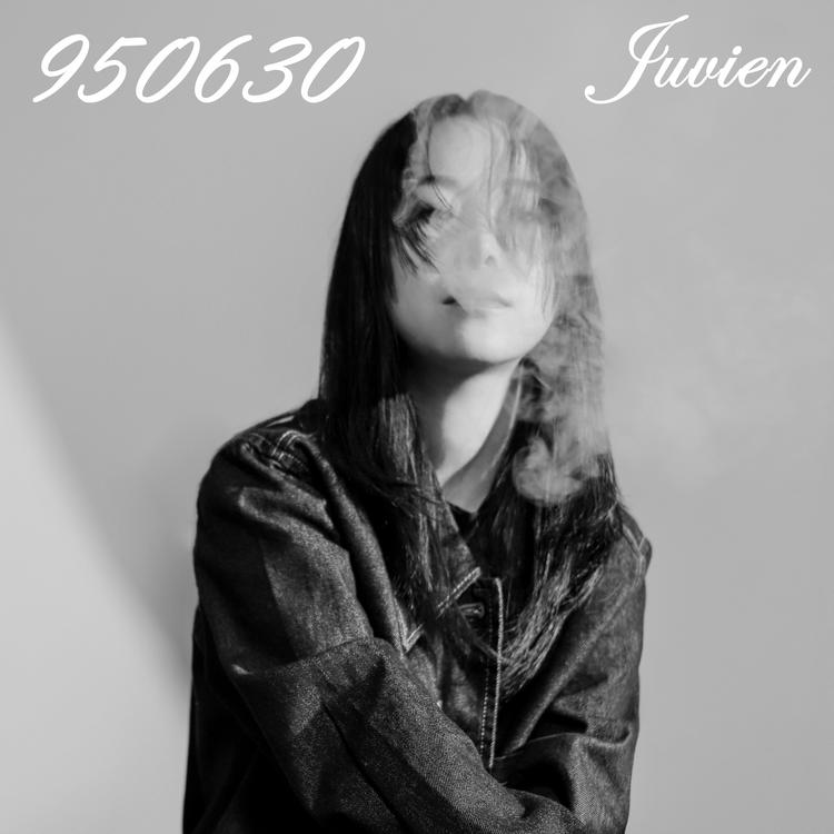 Juvien's avatar image