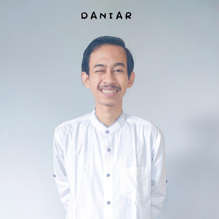 Daniar's avatar image