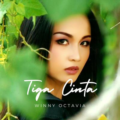 Tiga Cinta's cover