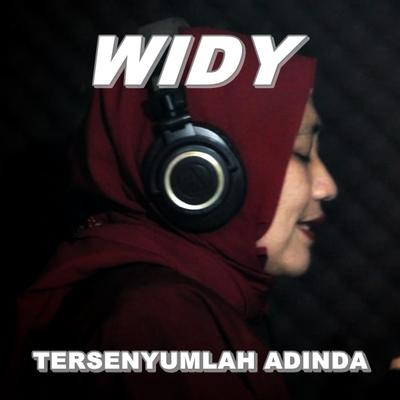 Tersenyumlah Adinda's cover