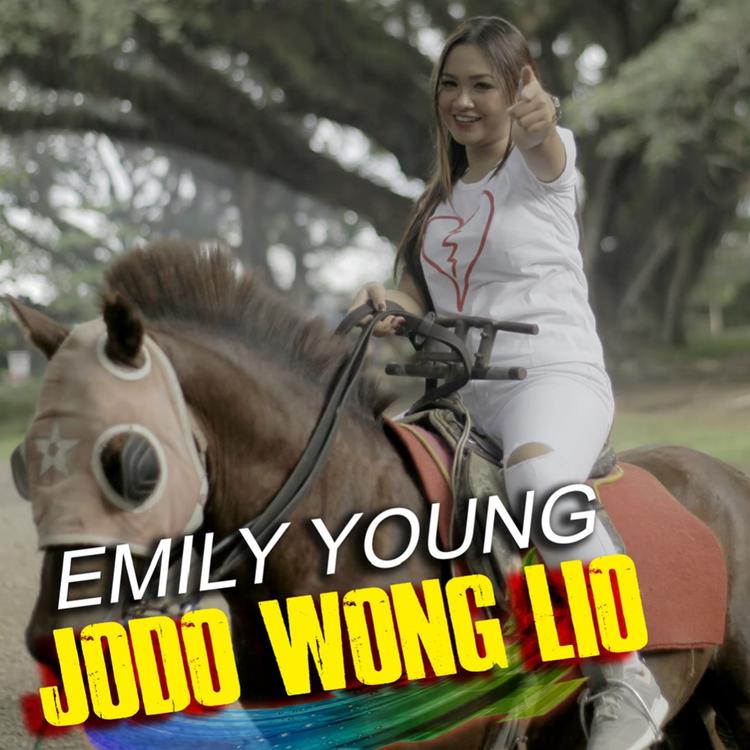 Emily Young's avatar image