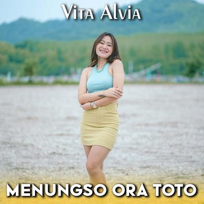 Menungso Ora Toto's cover