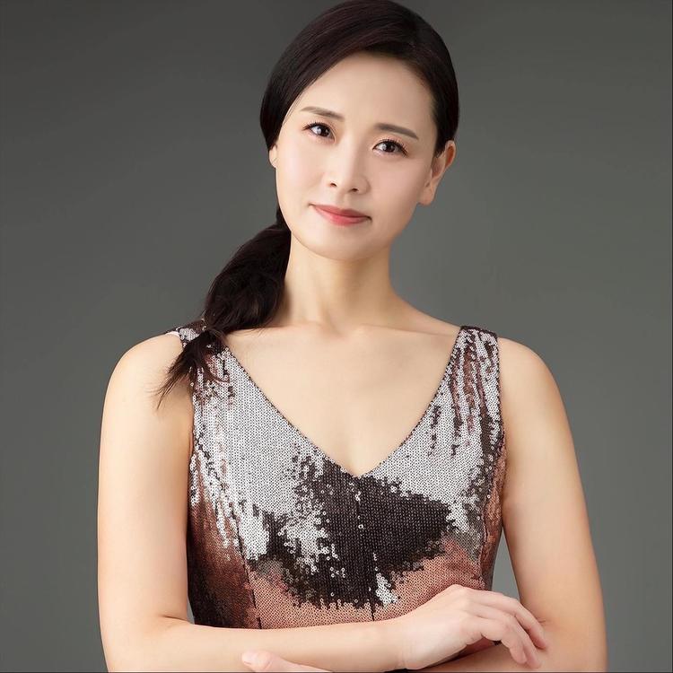 Francesca Eunhyang Choi's avatar image