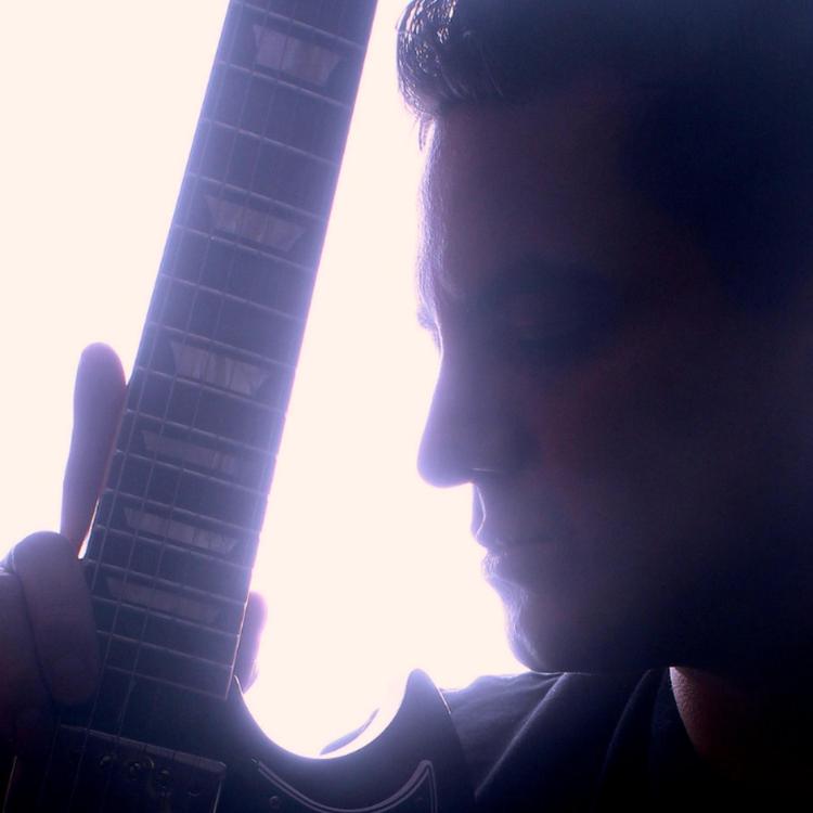 Daniel Flores Music's avatar image