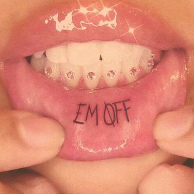 Em Off By Ariel B, Maikinho Dj, Mc Romantico's cover