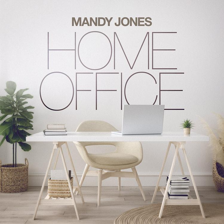 Mandy Jones's avatar image