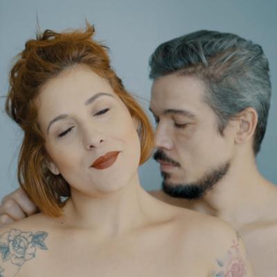 Me Abraça By Badulaque's cover
