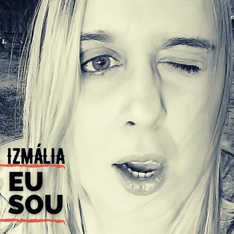 Izmália's avatar image