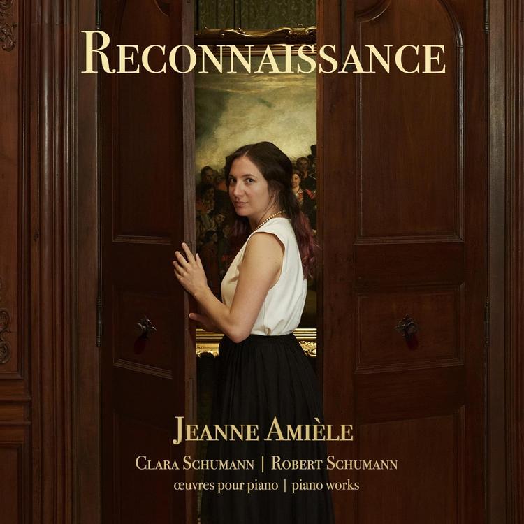 Jeanne Amièle's avatar image