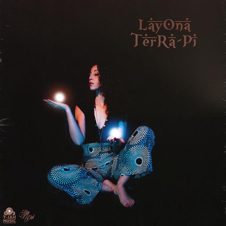 LayOna's avatar image