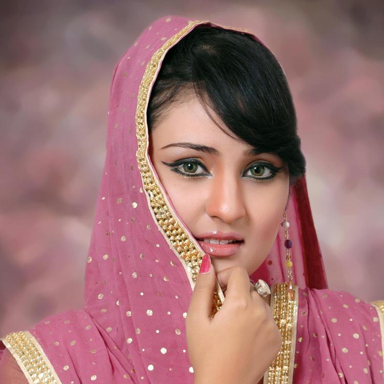 SARA RAZA KHAN's avatar image