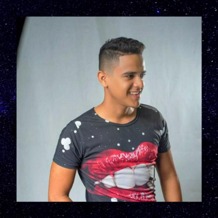 Alejandro Santos's avatar image