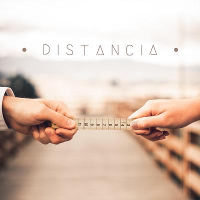 Distancia's cover