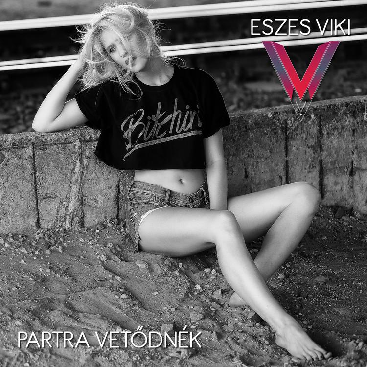 Eszes Viki's avatar image