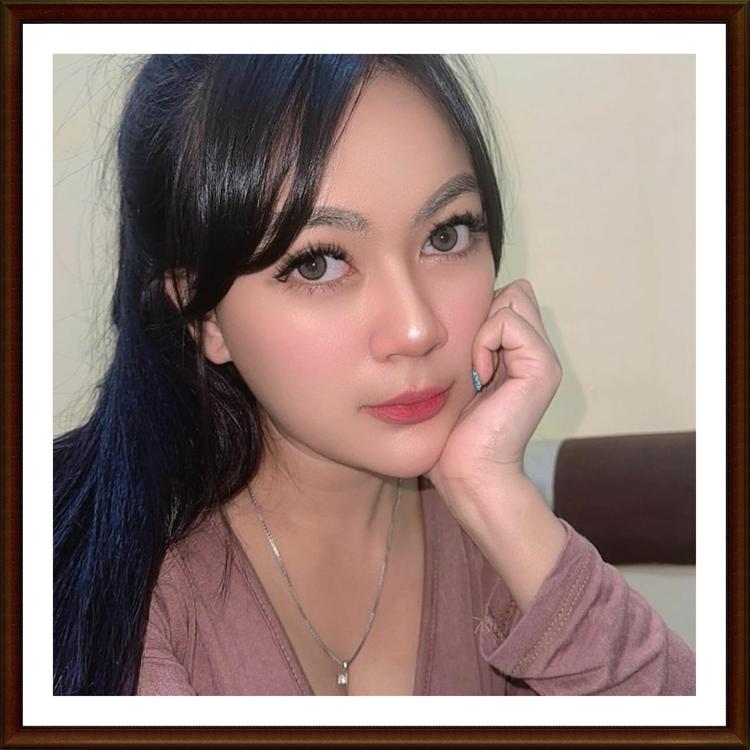 DJ Ayu Ahsanu Amalia's avatar image