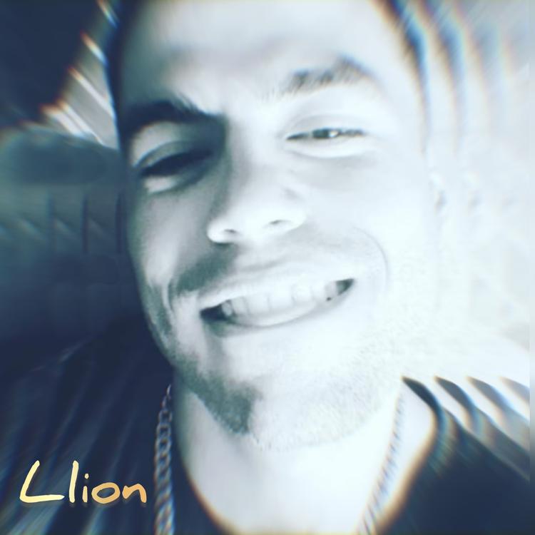 llion's avatar image