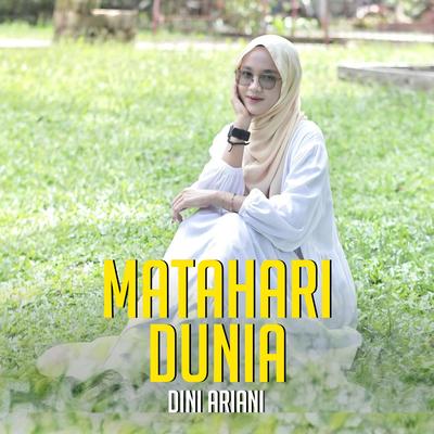 DINI ARIANI's cover