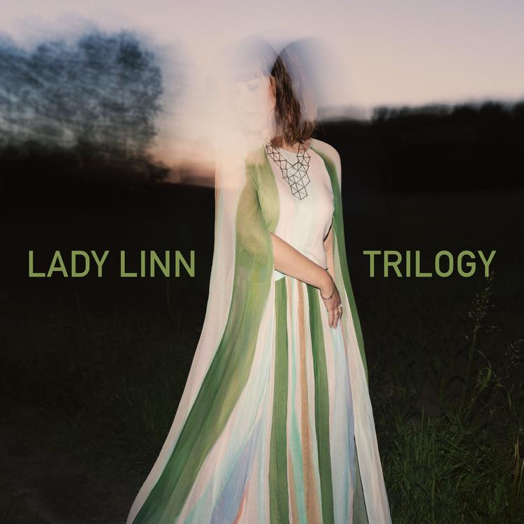 Lady Linn's avatar image
