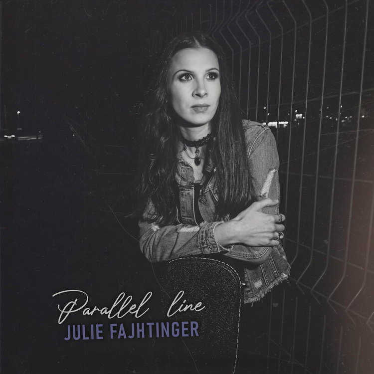 Julie Fajhtinger's avatar image