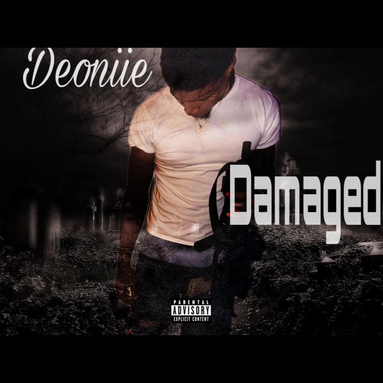 Deoniie's avatar image