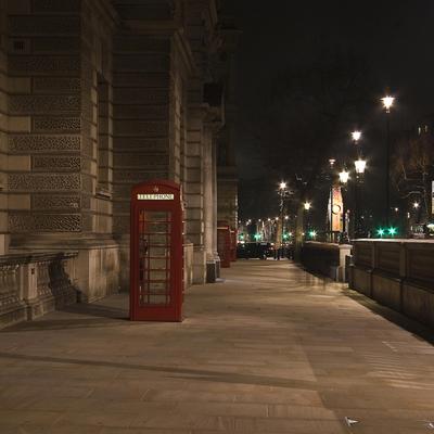 walkin thru london. By Blu Chromez's cover