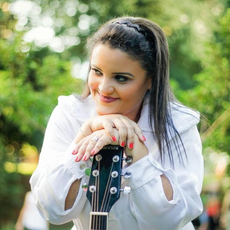 Ana Carla Lopes's avatar image